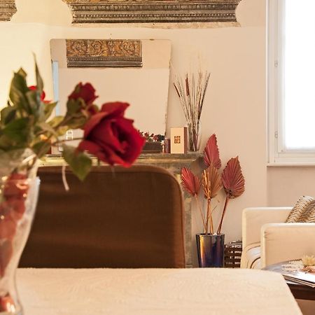 Domus Nova Residenza Il B&B Mantova Exteriör bild