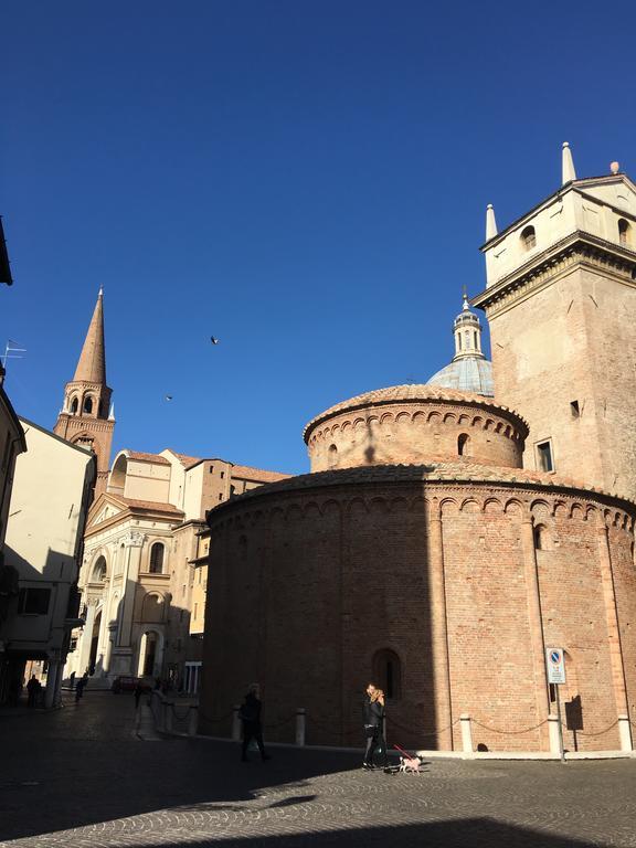 Domus Nova Residenza Il B&B Mantova Exteriör bild