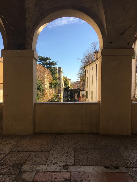 Domus Nova Residenza Il B&B Mantova Exteriör bild