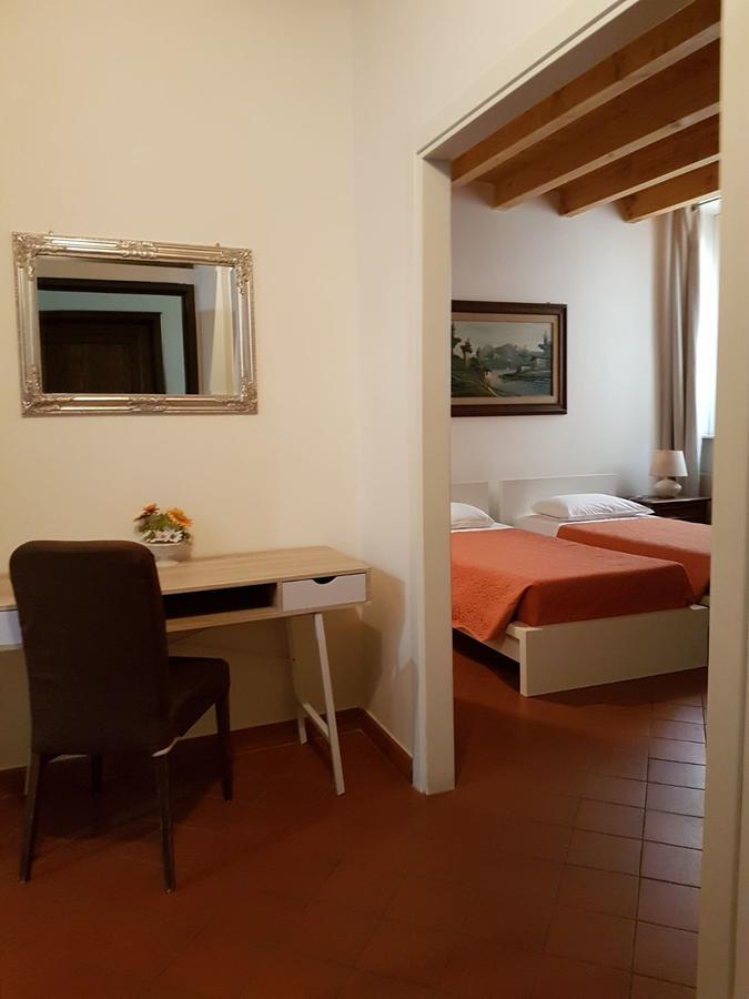 Domus Nova Residenza Il B&B Mantova Exteriör bild