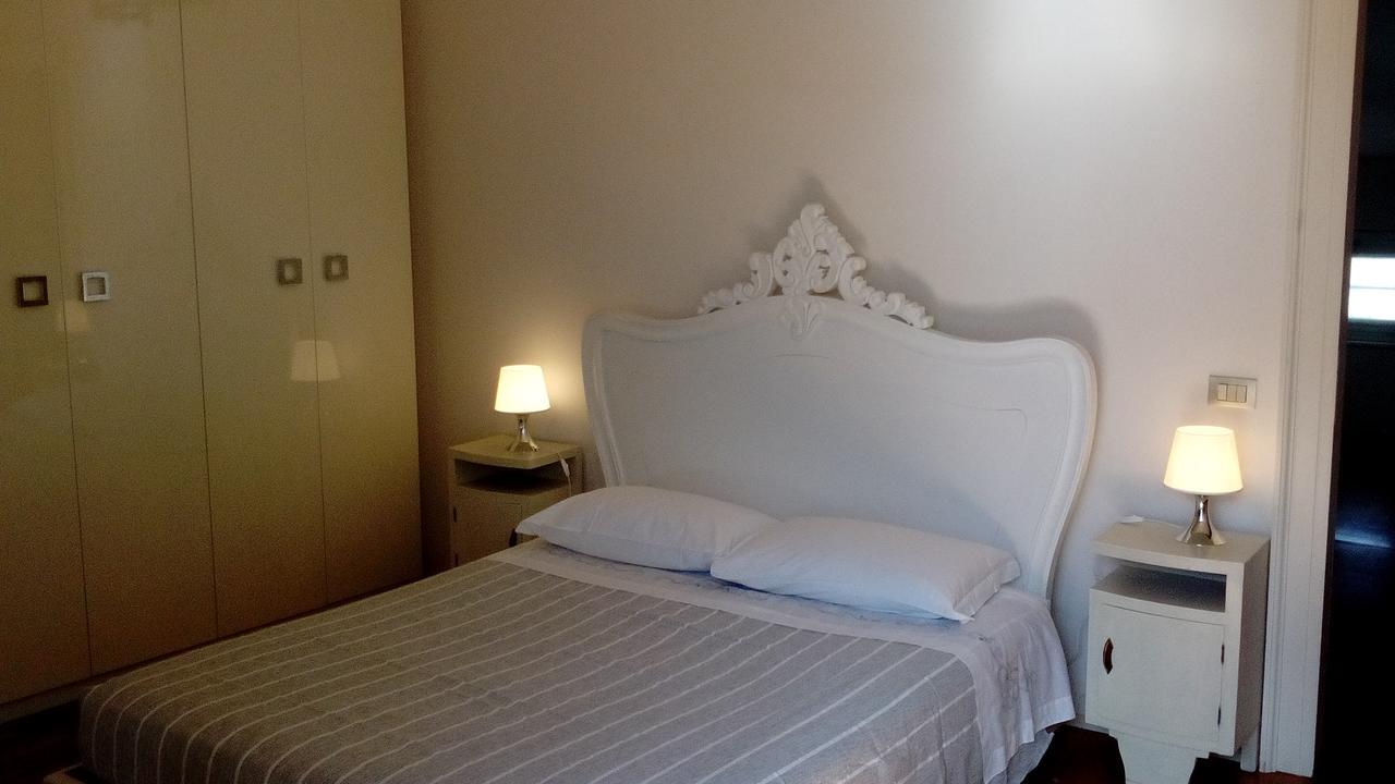 Domus Nova Residenza Il B&B Mantova Exteriör bild