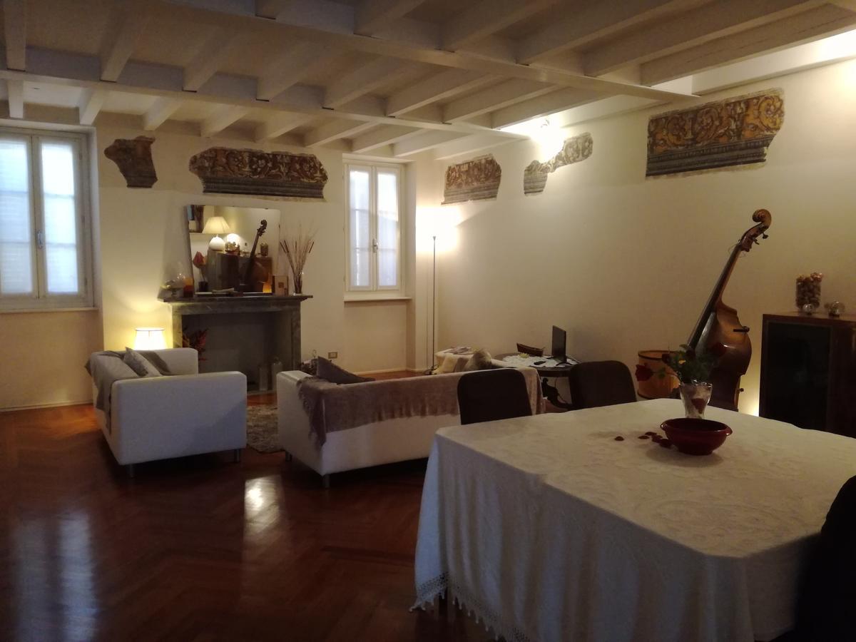Domus Nova Residenza Il B&B Mantova Exteriör bild