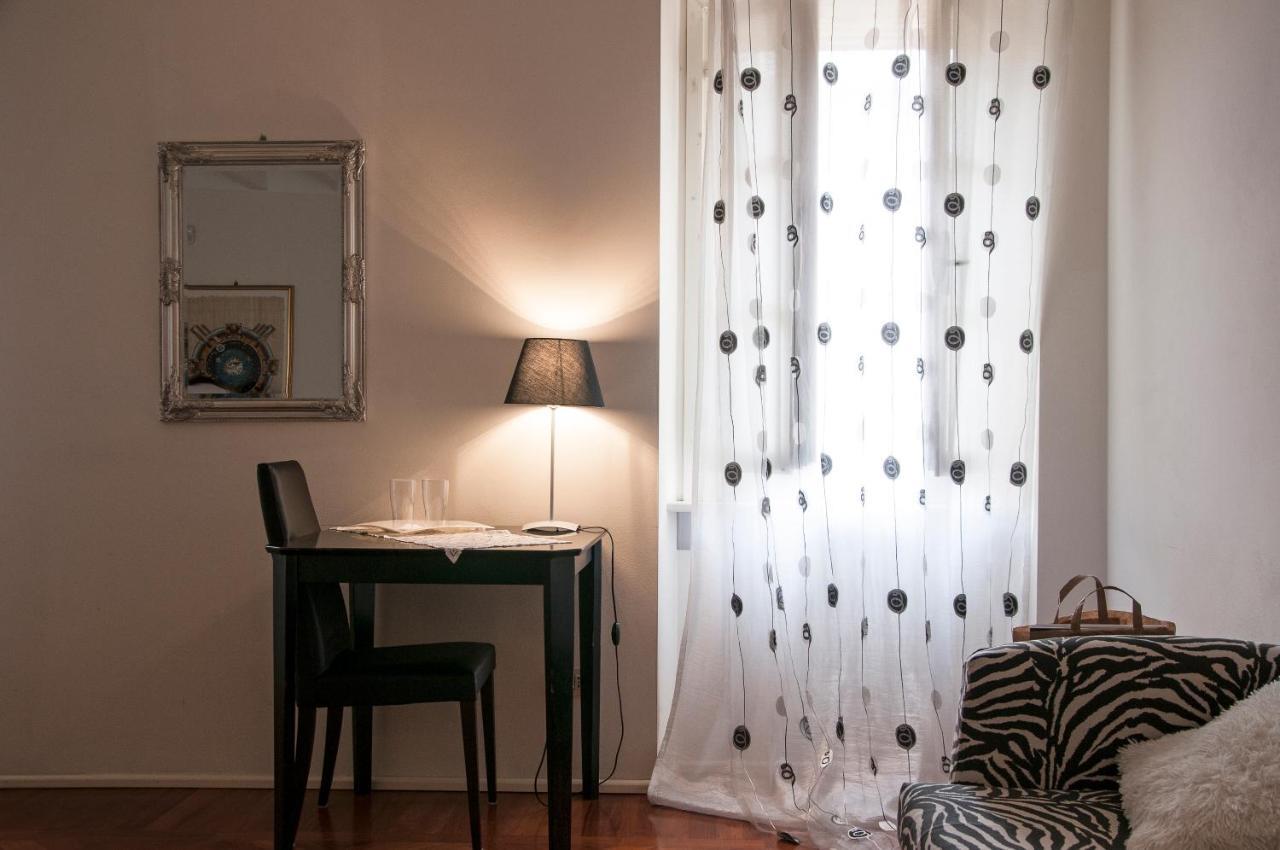 Domus Nova Residenza Il B&B Mantova Exteriör bild